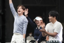 [mhn포토] 7AM 세븐, 2승 가즈아 < 포토뉴스 < 골프 < 스포츠 < 기사본문 - MHN / 엠에이치앤 [mhn포토] 7AM 세븐, 2승 가즈아 - MHN / 엠에이치앤