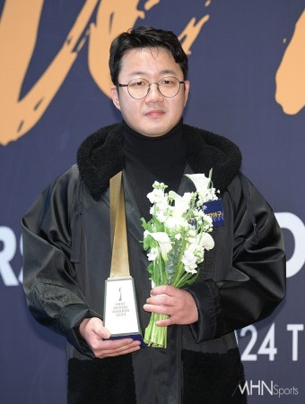 JTBC, '최강야구' 제작진 교체...