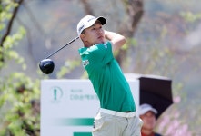 첫 우승으로 신인왕 탈락 아쉬움 달랬다..2년차 김백준, KPGA 개막전서 생애 첫 우승컵 번쩍 < 골프 < 스포츠 < 기사본문 - MHN / 엠에이치앤... 