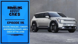 Chevrolet Silverado Videos | Motor1.com