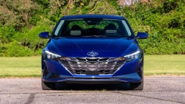 2021 Hyundai Elantra Review: The Economy (Car) Is Good