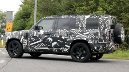 Land Rover Defender 130 / 3열 랜드로버 130 위장패턴사진 : 클리앙