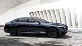 The Kia K9 Luxury Sedan Looks Even Sharper for 2025