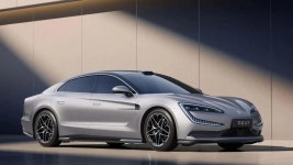 BYD - 양왕 야자수 테스트, 박서엔진 개발 / 혼다 - 패스포트 잘 나가지만 전기차는 아웃 : 클리앙
