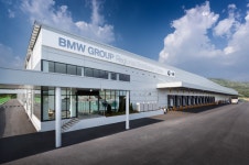 BMW, 안성 부품물류센터 오픈…축구장 30개 크기 해외법인 중 최대 규모 < 뉴스 < 자동차 < 기사본문 - 모터그래프코리아 BMW, 안성... 