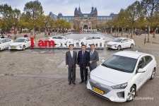 현대차, 유럽서 전기차 전용 카쉐어링 서비스 개시 < 뉴스 < 자동차 < 기사본문 - 모터그래프코리아 현대차, 유럽서 전기차 전용 카쉐어링 서비스 개시