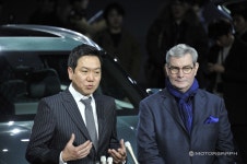 현대차그룹 루크 동커볼케 부사장 전격 사임…이상엽·카림 하비브... 현대차그룹 루크 동커볼케 부사장 전격 사임…이상엽·카림 하비브 체제로