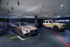 벤츠가 선보인 AMG 서울 에디션…50:1 경쟁률 뚫어야 산다! < 뉴스 < 자동차 < 기사본문 - 모터그래프코리아 벤츠가 선보인 AMG 서울 에디션... 