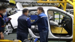 공장에서 담배를?…한국GM 노조, 공장 내 흡연 갑론을박 < 뉴스 < 자동차 < 기사본문 - 모터그래프코리아 공장에서 담배를?…한국GM 노조, 공장... 