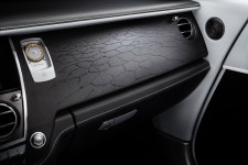 롤스로이스 레이스&던 랜드스피드 콜렉션 < 뉴스 < 기사본문... 지상에서 가장 빠른 자동차를 기리다. 롤스로이스 레이스&던 랜드스피드 콜렉션