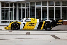 포르쉐 956, ‘75년 역사 중심에 선 전설의 레이스카’ < CAR PHOTO... MOTORPLEX 포르쉐 956, ‘75년 역사 중심에 선 전설의 레이스카’