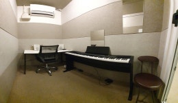 신림 연습실 신림역 도보 6분거리 깨끗하고 쾌적한 개인 음악연습실 사랑방스튜디오 / 신림역 연습실 | 중고악기 뮬
