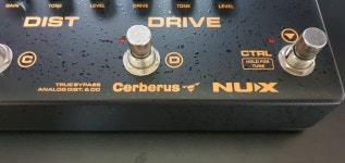 NUX - Cerberus 판매합니다. + 아답터 도 드려요 S급 노하자 | 중고악기 뮬