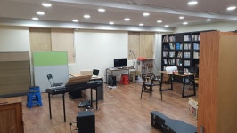홍대 40분거리 인천계양구계산동 지상4층 43평 146제곱미터 보증금 1000 월세 60 권리금 없습니다 주말에 맞은편 교회목사님과 같이... 
