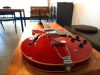 Epiphone es-335 Pro Custom Shop Limited Edition 19년산, trapeze 테일피스 | 중고악기 뮬
