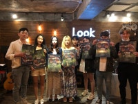 홍대입구역8번출구 도보1분 거리 공연장 루끄 대관 | 중고악기 뮬