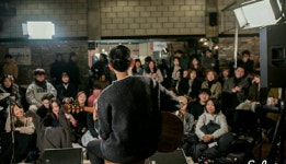 색다른 분위기의 공연장, 복합문화공간 써드스페이스. | 중고악기 뮬