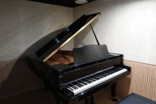 신촌연습실, 시간제연습실, 24시간, 그랜드피아노 | 중고악기 뮬