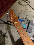 아이바네즈 Ibanez AZ prestige 2204 scarlet 판매합니다(+무디 스트랩) | 중고악기 뮬