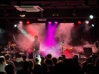 [홍대,상수] 스탠딩170명, 좌석110, 넓은무대, 화려한조명 [플렉스3호점] | 중고악기 뮬