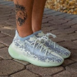 머스트잇(MUSTIT) - 아디다스 이지부스트 380 에일리언 Adidas Yeezy Boost 380 Alien FV3260