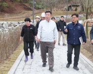 이범석 청주시장, 운천근린공원 조성현장 점검 < 충북 < 전국 < 기사본문 - 내외일보 이범석 청주시장, 운천근린공원 조성현장 점검 - 내외일보