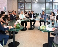 김원기 의정부시장, 송산3동서 시(市)의(意)적절한 시시콜콜 첫발 < 경기 < 전국 < 기사본문 - 내외일보 김원기 의정부시장, 송산3동서 시(市)의... 