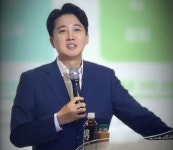 세후 992만 2000원 이준석, 국회의원 월급부터 혜택 모조리 공개