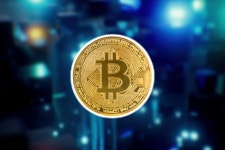 월가는 던졌는데 중동은 쓸어담았다 12조 빠진 비트코인, 반전 올까