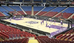 10 Things to Know: Lakers vs. Kings (10/30/15) | Los Angeles Lakers