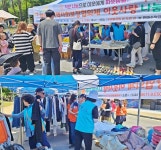 진천 덕산읍지역사회보장협의체, ‘사랑의 나눔 바자회’ 열어 < 충북... 진천 덕산읍지역사회보장협의체, ‘사랑의 나눔 바자회’ 열어