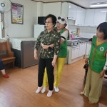 양주시, 무더위 쉼터 안전 점검 및 배수구 정비 활동 시행 < 사회 < 기사본문 - 내외뉴스통신 양주시, 무더위 쉼터 안전 점검 및 배수구 정비 활동 시행