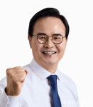맹정섭, 24년 정치 인내에서 충주 미래 비전까지…“시민이 시장인 도시로 전환” < 충북 < 전국 < 기사본문 - 내외뉴스통신 맹정섭, 24년 정치... 