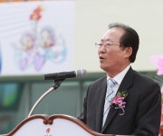 [포토] 경기만 남았다 사천·삼천포종합운동장 준공 < 자치/행정 < 기사본문 - 뉴스사천 [포토] 경기만 남았다 사천·삼천포종합운동장 준공
