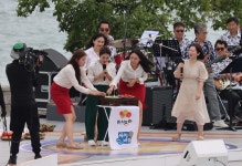 [포토] 하늘과 바다가 어우러진 전국노래자랑 사천시 편 < 문화/스포츠 < 기사본문 - 뉴스사천 [포토] 하늘과 바다가 어우러진 전국노래자랑 사천시 편