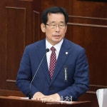 진배근 “사천시 적극 행정당부…노인층 교통안전대책 시급” < 자치/행정 < 기사본문 - 뉴스사천 진배근 “사천시 적극 행정당부…노인층... 