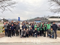 향촌동, 봉남천 주변에 꽃길 가꾼다 < 사회 < 기사본문 - 뉴스사천 향촌동, 봉남천 주변에 꽃길 가꾼다