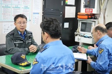 장수표 사천해경서장, 관내 해역 치안점검 < 사회 < 기사본문 - 뉴스사천 장수표 사천해경서장, 관내 해역 치안점검