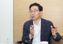 “‘우주항공 시대가 왔다’ 붐 일으켜야…그 중심에 사천” < 제22대 국회의원 선거 < 자치/행정 < 기사본문 - 뉴스사천 “‘우주항공 시대가... 
