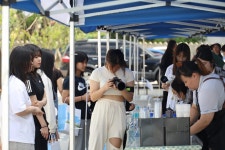 영화관까지…사천여고, 지역사회와 소통 < 생생뉴스 < 교육 < 기사본문 - 뉴스사천 중학생 직업체험부터 별빛 영화관까지…사천여고, 지역사회와... 
