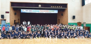 스포츠로 하나 된 학생들…학교스포츠클럽 대회 열기 후끈 < 생생뉴스 < 교육 < 기사본문 - 뉴스사천 스포츠로 하나 된 학생들…학교스포츠클럽... 