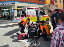 사천읍 자전거-차량 추돌사고...80대 어르신 다쳐  < 사건 / 사고 < 사회 < 기사본문 - 뉴스사천 사천읍 자전거-차량 추돌사고...80대 어르신 다쳐 