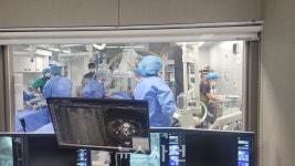 삼천포서울병원, 94세 환자 복부대동맥류 시술 성공 < 사회 < 기사본문 - 뉴스사천 삼천포서울병원, 94세 환자 복부대동맥류 시술 성공