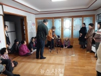 사천시, 경로당 어르신 낙상 예방···보행기 248곳 우선 보급... 기사본문 - 뉴스사천 사천시, 경로당 어르신 낙상 예방···보행기 248곳 우선 보급