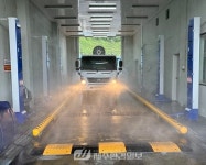 제주항 거점소독시설 새 단장… 축산차량 자동인식·회전분무 소독 가동 < 지역뉴스 < 기사본문 - 제주환경일보 제주항 거점소독시설 새 단장... 