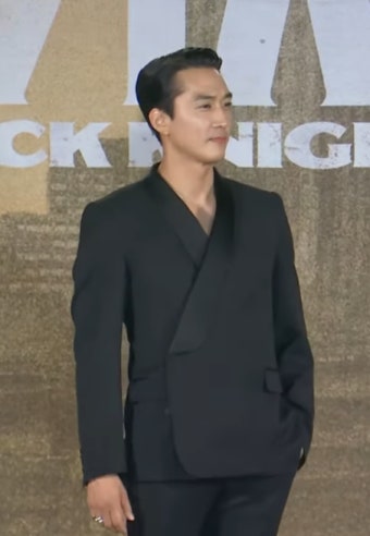 '택배기사' 한국판 '매드맥스' 아니다 김우빈, 송승현 열연 < 이슈 < 연예 < 기사본문 - 뉴스톡톡 '택배기사' 한국판 '매드맥스' 아니다 김우빈...