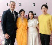 재산이 무려 38조... 박유천 열애 상대 태국 사업가의 정체 밝혀지자 모두 경악했다 < 연예 < 기사본문 - 원픽뉴스 재산이 무려 38조... 박유천... 