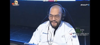Pgr21 - [스타1] 랜덤으로 승률 73% 넘기면서 시즌 3위로 마무리한 이영호.gif [스타1] 랜덤으로 승률 73% 넘기면서 시즌 3위로 마무리한... 