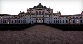 2+ Free Palazzina Di Caccia & Stupinigi Photos - Pixabay