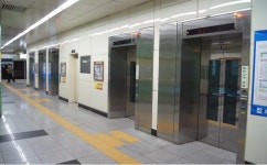 부산 지하9층까지 내려가야하는 만덕역 - 뽐뿌:자유게시판 부산 지하9층까지 내려가야하는 만덕역